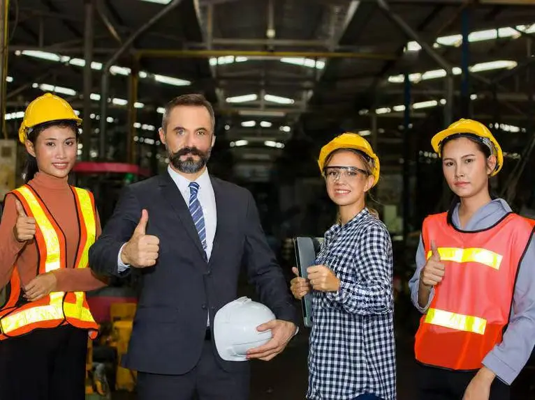 Overseas buyer warehouse tour